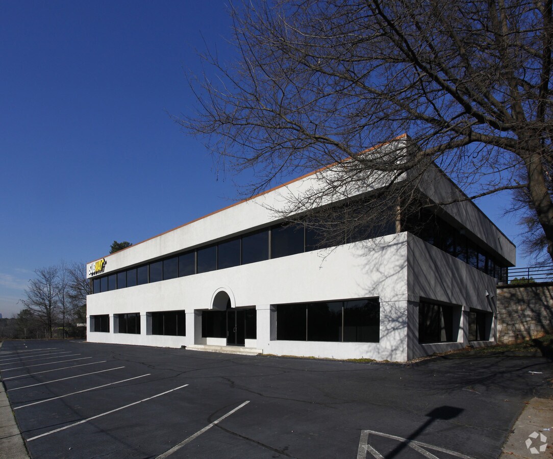 2695 Buford Hwy NE, Atlanta, GA 30324