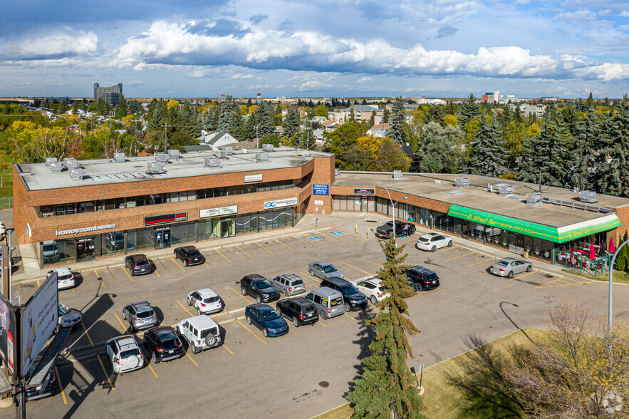 11830 111th Ave, Edmonton, AB for lease - Primary Photo - Image 1 of 3