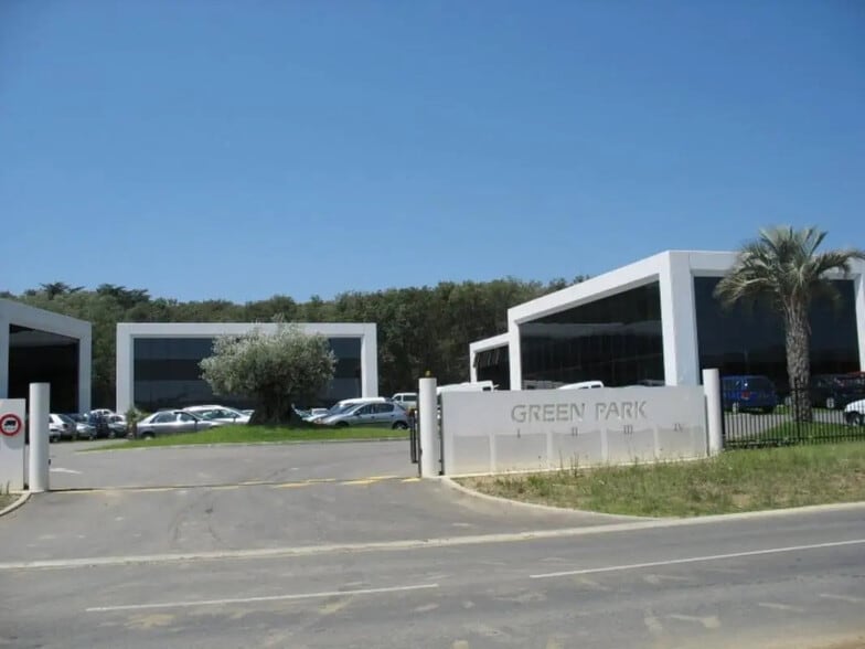 Office in Colomiers for lease - Building Photo - Image 1 of 13