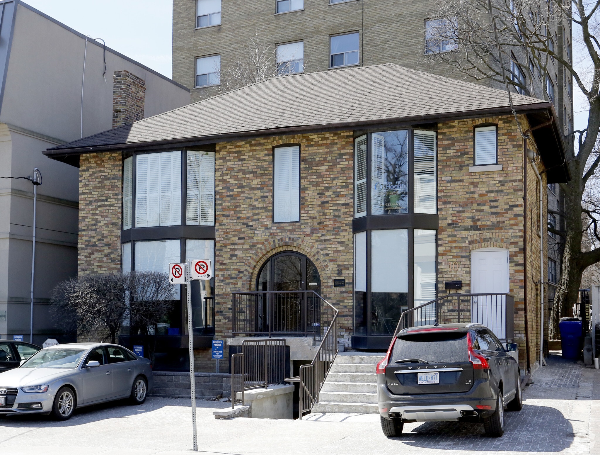 8-10 Lawton Blvd, Toronto, ON for lease Primary Photo- Image 1 of 3