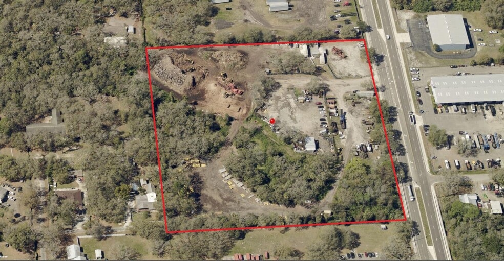 5515 Causeway Blvd, Tampa, FL for lease - Building Photo - Image 3 of 16