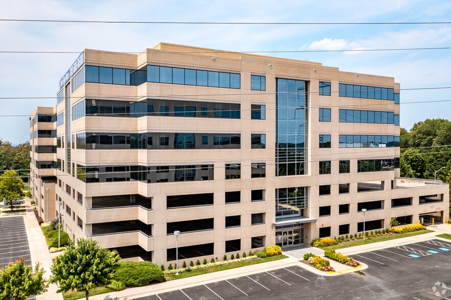 12851 Worldgate Dr, Herndon, VA for lease - Building Photo - Image 1 of 10