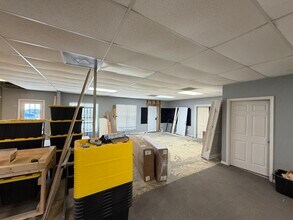 2128 Cainhoy Rd, Huger, SC for lease Interior Photo- Image 2 of 7