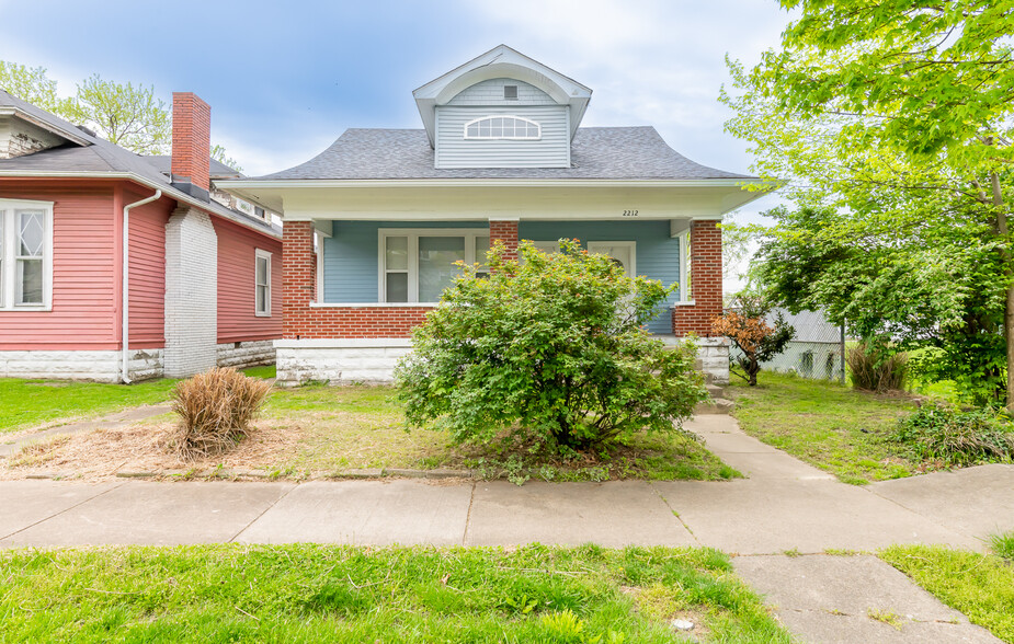 2212 E Spring St, New Albany, IN for sale - Primary Photo - Image 1 of 1