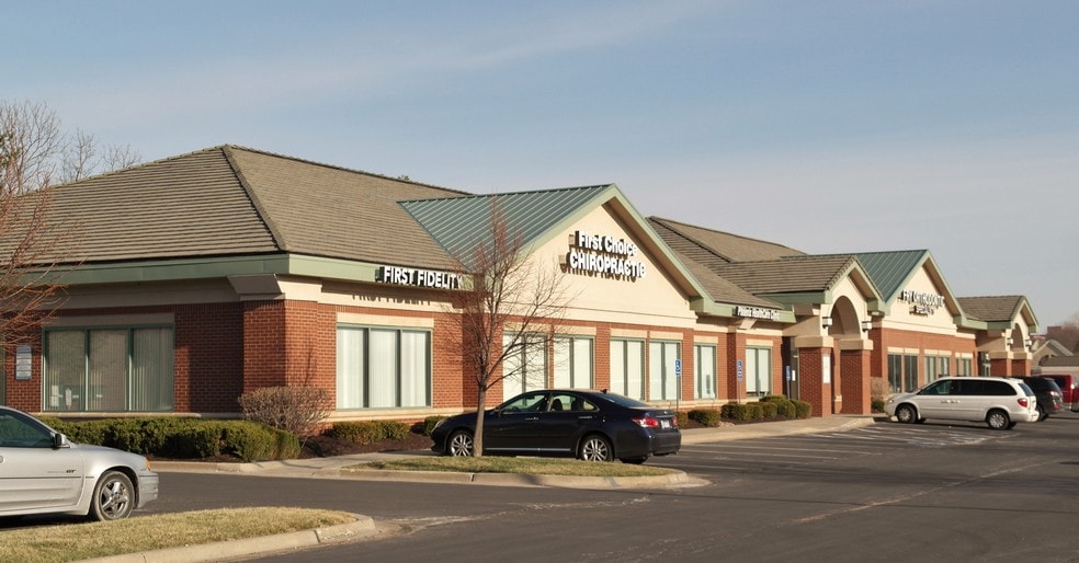 11960 Quivira Rd, Overland Park, KS for lease - Primary Photo - Image 1 of 3