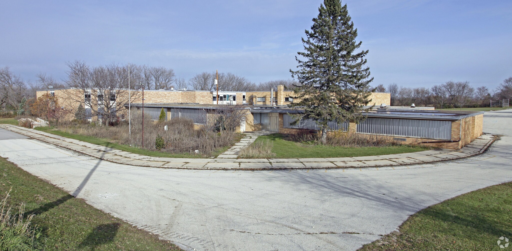 5330 S Racine Ave, New Berlin, WI for sale Primary Photo- Image 1 of 1