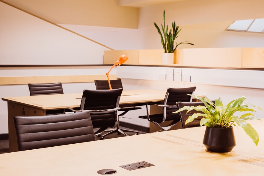 Tisbury Rd, Hove for lease - Interior Photo - Image 3 of 9