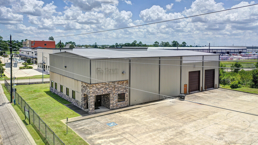 828 Fm 1960 Rd, Houston, TX for lease - Building Photo - Image 1 of 9