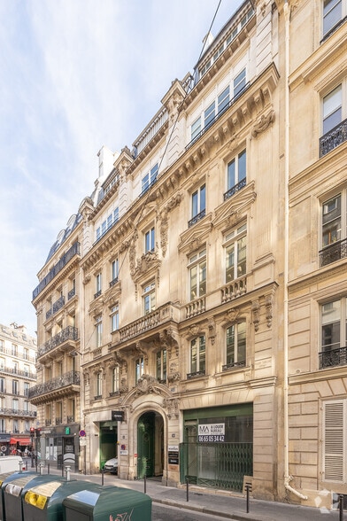 24 Rue Chauchat, Paris for lease - Primary Photo - Image 1 of 17
