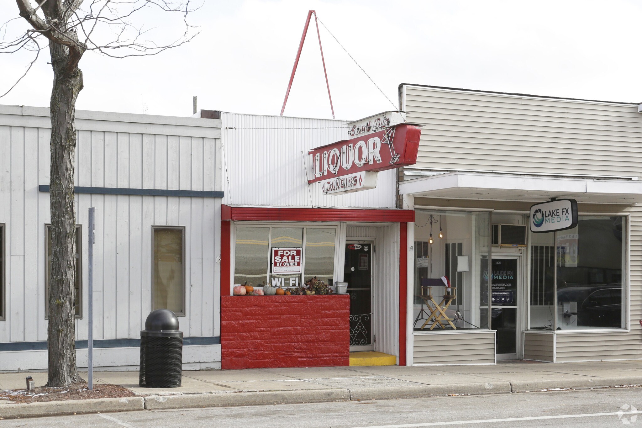 203 S James St, Ludington, MI for sale Primary Photo- Image 1 of 1