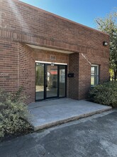 312-316 W San Augustine St, Deer Park, TX for lease Building Photo- Image 1 of 2