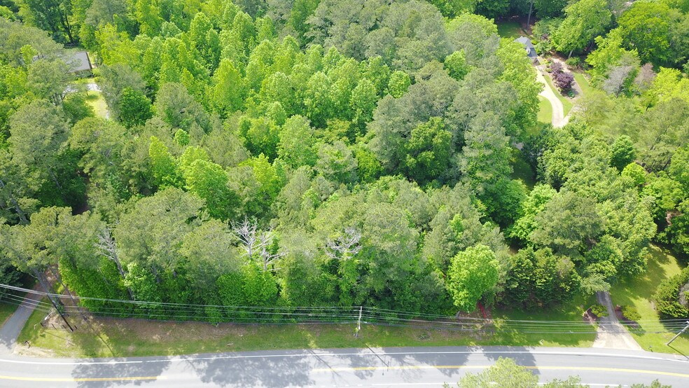 1255 Pine Grove Rd, Roswell, GA 30075