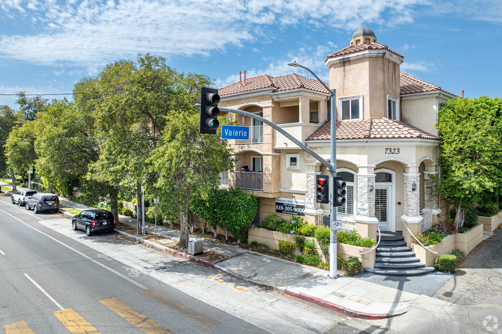 7323 Winnetka Ave, Winnetka, CA for sale Primary Photo- Image 1 of 1