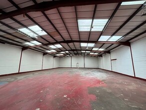 Penarth Rd, Cardiff for lease Interior Photo- Image 1 of 3