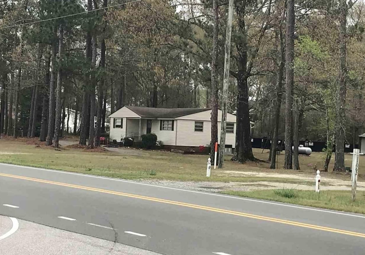 11098 Nc50, Benson, NC 27504