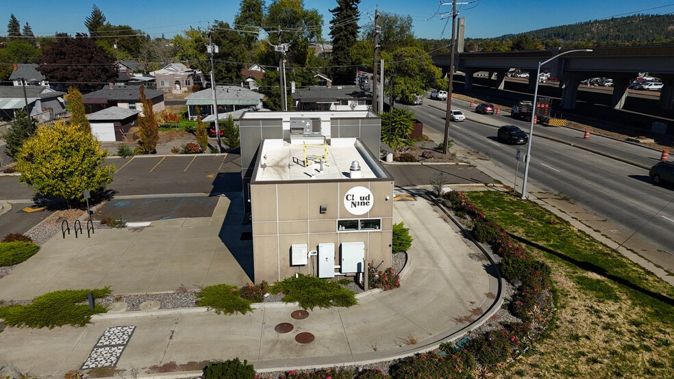 1605 N Greene St, Spokane, WA for lease - Building Photo - Image 2 of 5