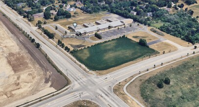 W Bartlett Rd, Bartlett, IL - aerial  map view