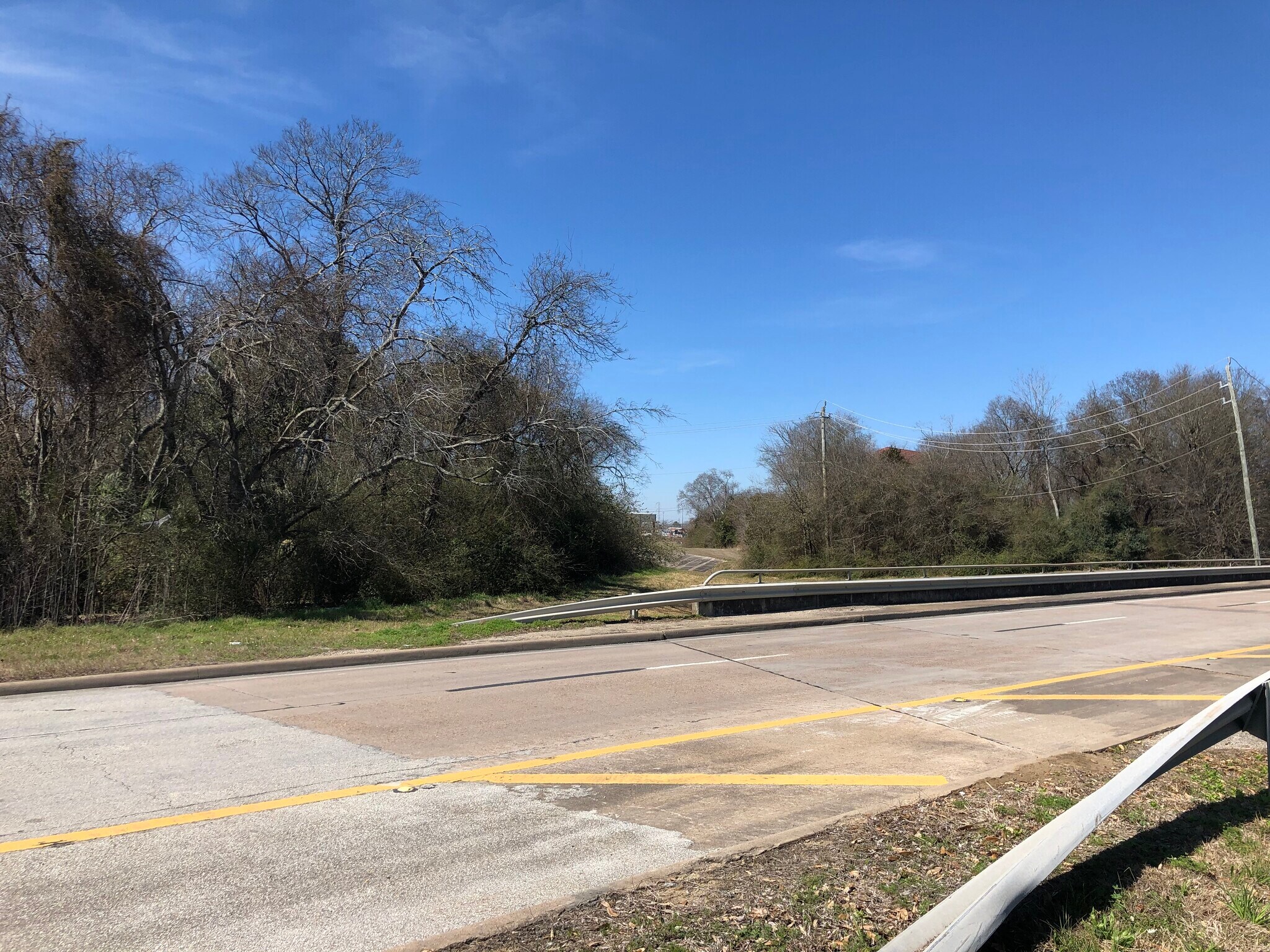 Highway 146 Fairmont Parkway, La Porte, TX 77571 Zoned LI/GC Truck