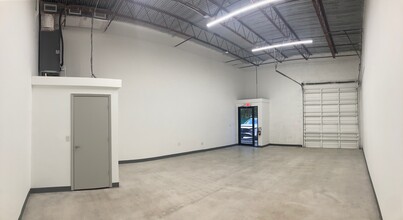 10018-10058 Spanish Isles Blvd, Boca Raton, FL for lease Interior Photo- Image 1 of 4