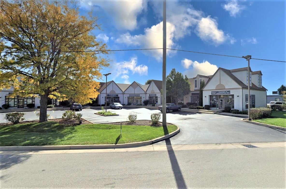 1595 Weld Rd, Elgin, IL for lease Primary Photo- Image 1 of 10