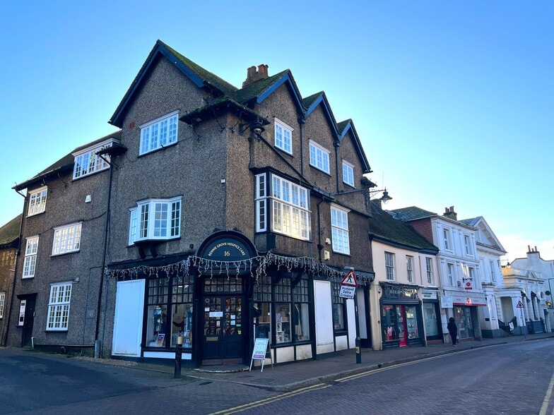 16-17 High St, Tring for lease - Building Photo - Image 1 of 5