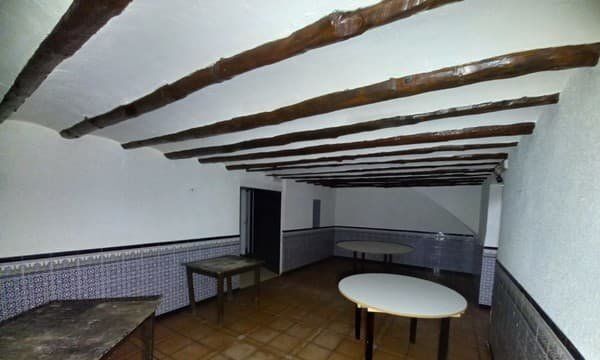 Retail in Vall d'Alba for sale - Interior Photo - Image 1 of 9