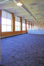 33 S Commercial St, Manchester, NH for lease Interior Photo- Image 1 of 9