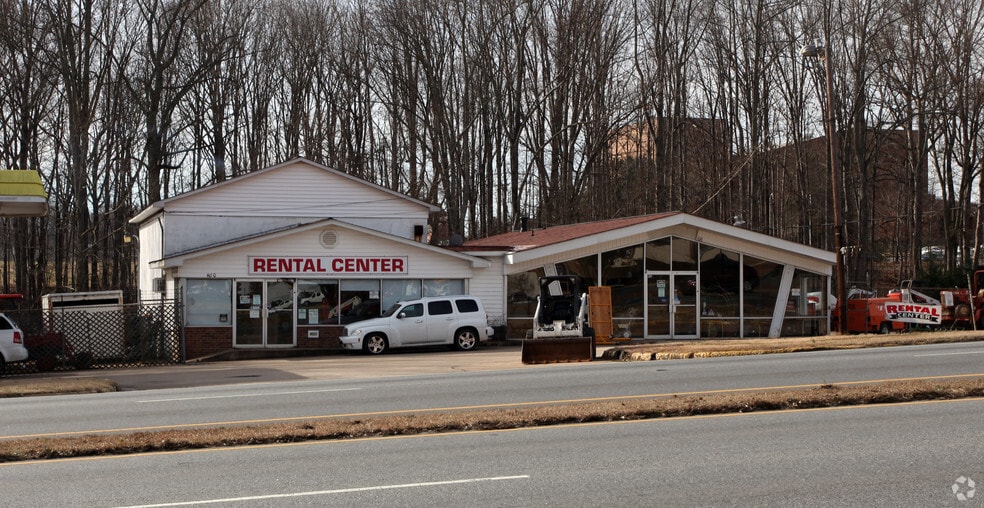 400 E Dixon Blvd, Shelby, NC for sale - Building Photo - Image 2 of 23