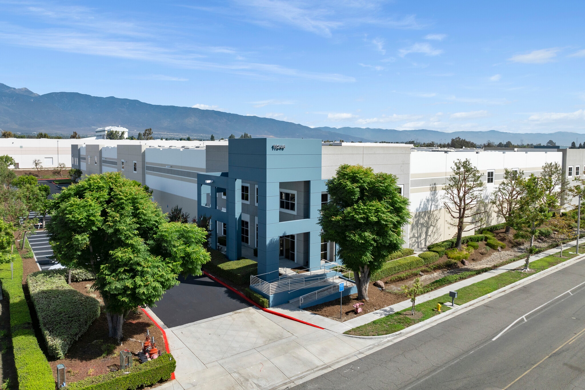 11246 Jersey Blvd, Rancho Cucamonga, CA for lease Building Photo- Image 1 of 9