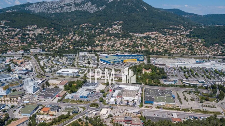 Retail in La Valette-du-Var for lease - Building Photo - Image 2 of 6