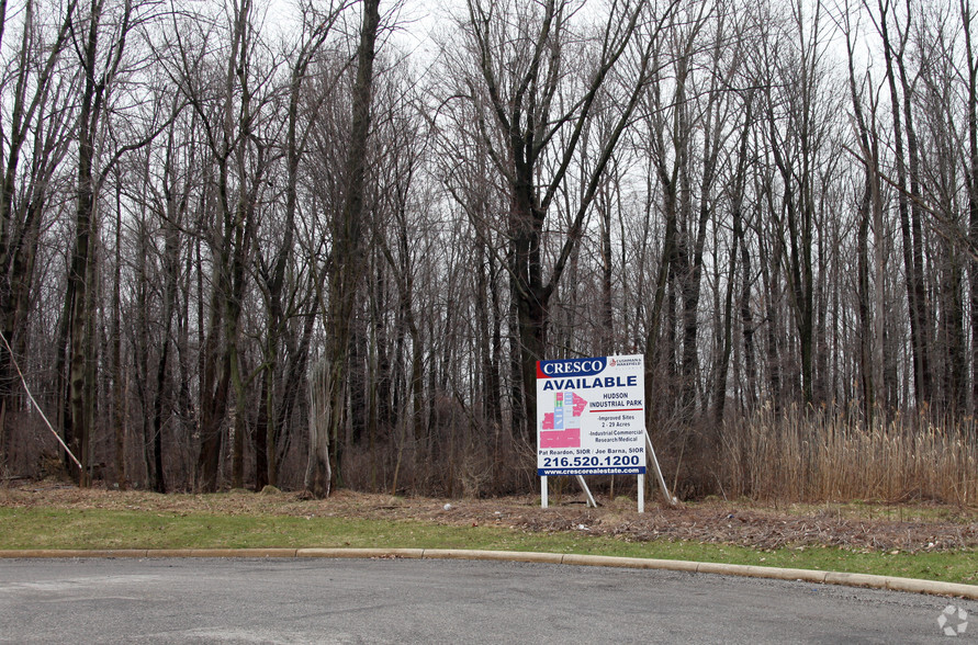 Industrial Pky, Hudson, OH for sale - Primary Photo - Image 1 of 1