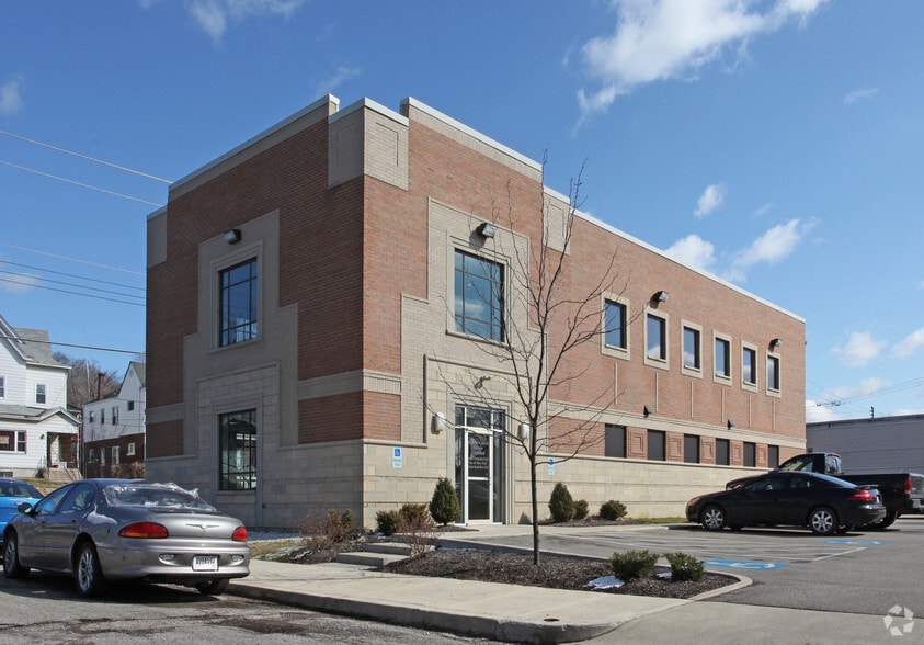 2355 Norwood Ave, Cincinnati, OH for sale - Building Photo - Image 2 of 3