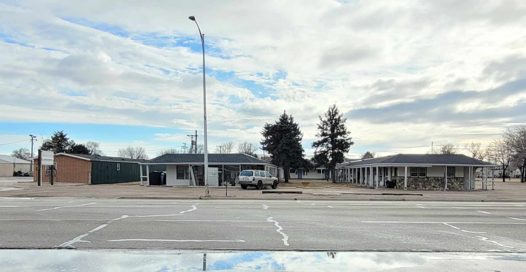 1404 & 1420 Rodeo Rd, North Platte, NE for sale Primary Photo- Image 1 of 1