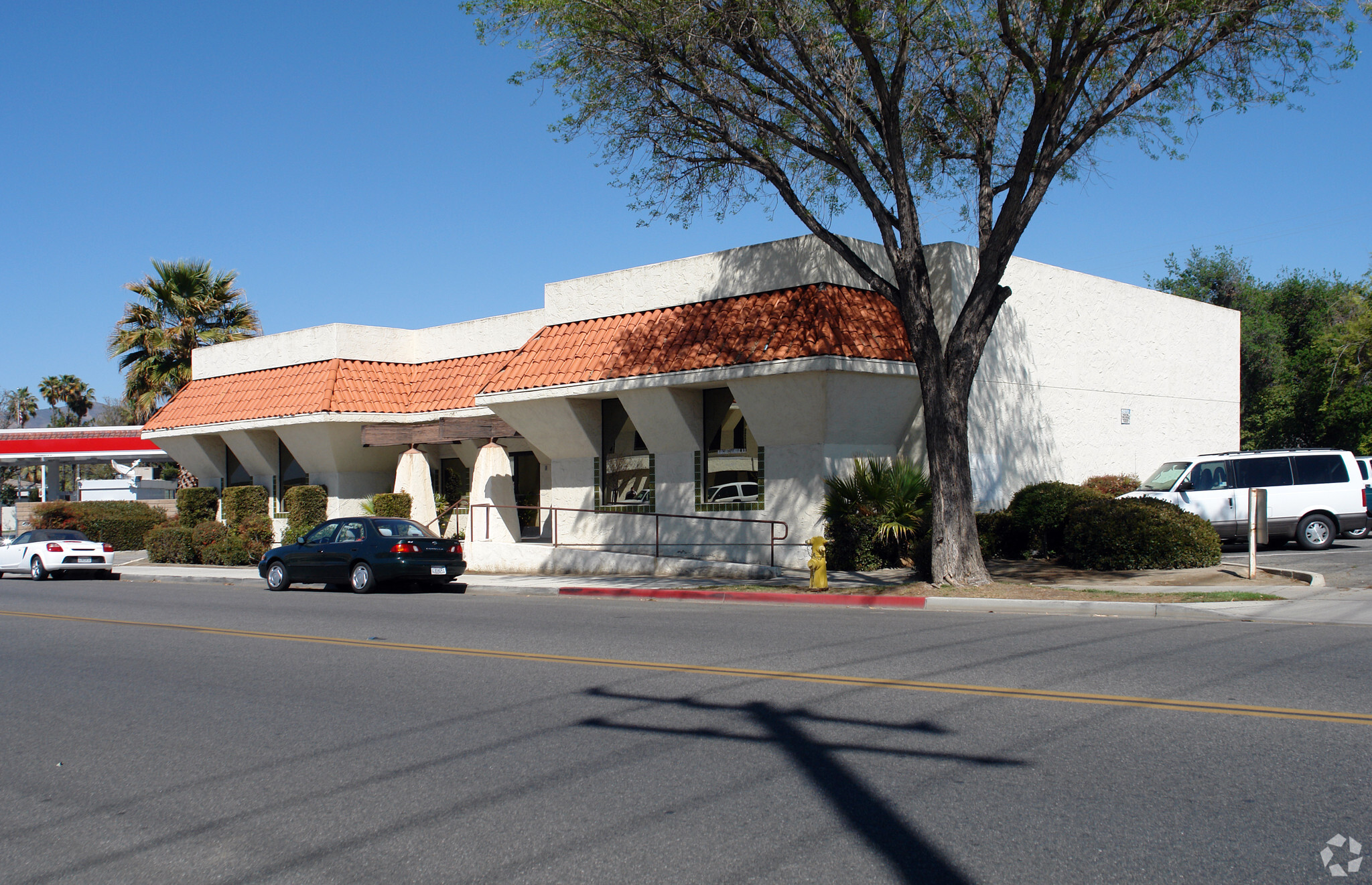 130 S Buena Vista St, Hemet, Ca 92543 - Nambiar Medical & Surgical 