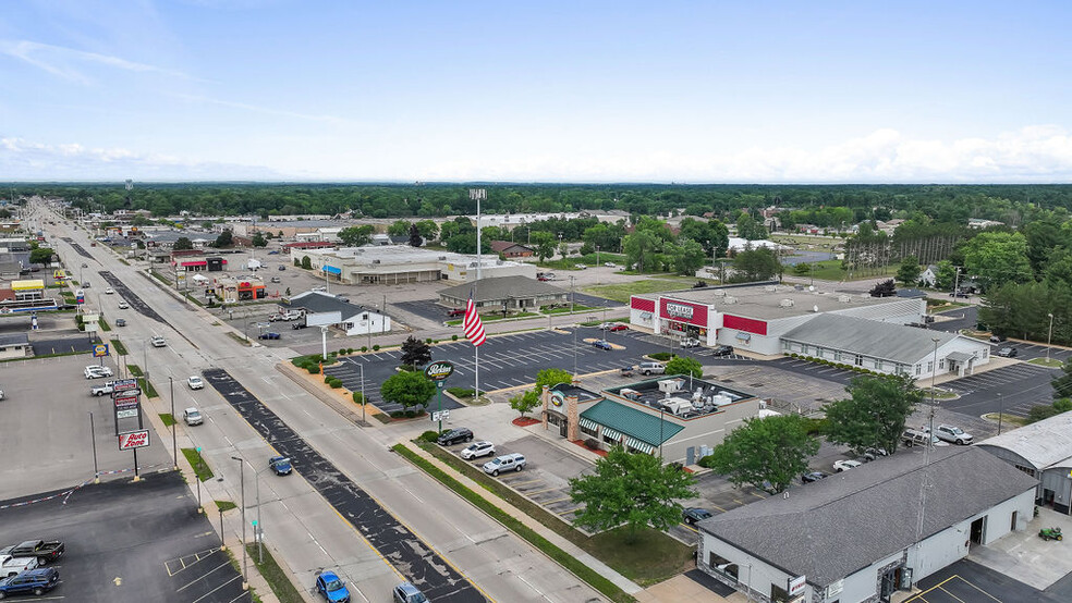 2213 8th St S, Wisconsin Rapids, WI for sale - Building Photo - Image 3 of 4