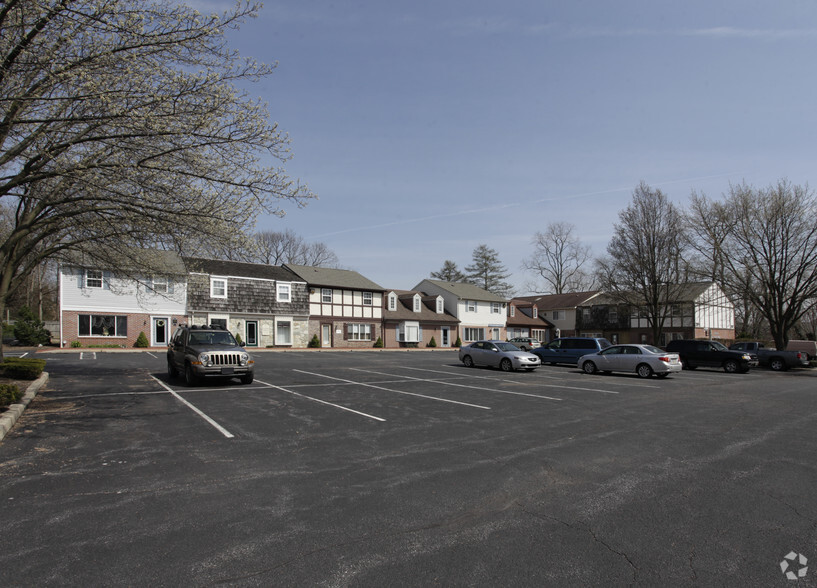 2819 Willow St Pike, Willow Street, PA for lease - Building Photo - Image 3 of 8