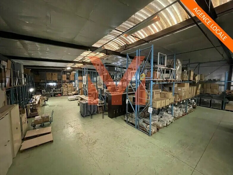 Flex in Les Mureaux for sale - Interior Photo - Image 1 of 7