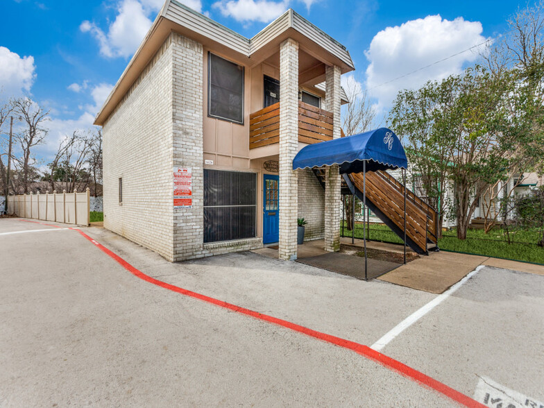 6626 Reeves St, Richland Hills, TX for sale - Building Photo - Image 3 of 29