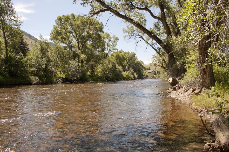 7 State Highway 10, Jelm, WY for sale - Building Photo - Image 1 of 1