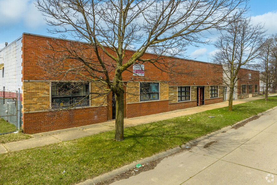 17655 Filer St, Hamtramck, MI for sale - Primary Photo - Image 1 of 5