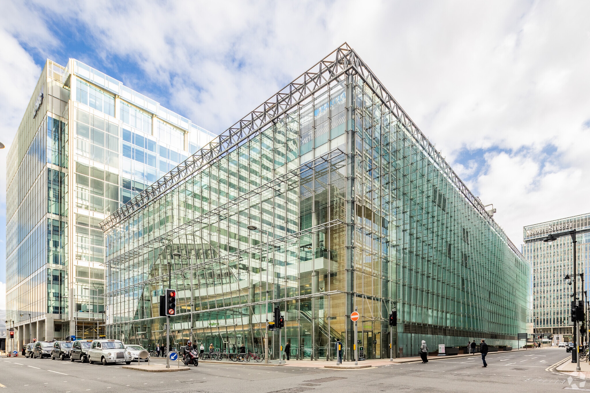 Canada Sq, London for sale Building Photo- Image 1 of 1
