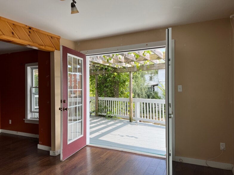 75 Montcalm St, Ticonderoga, NY for sale - Building Photo - Image 3 of 50