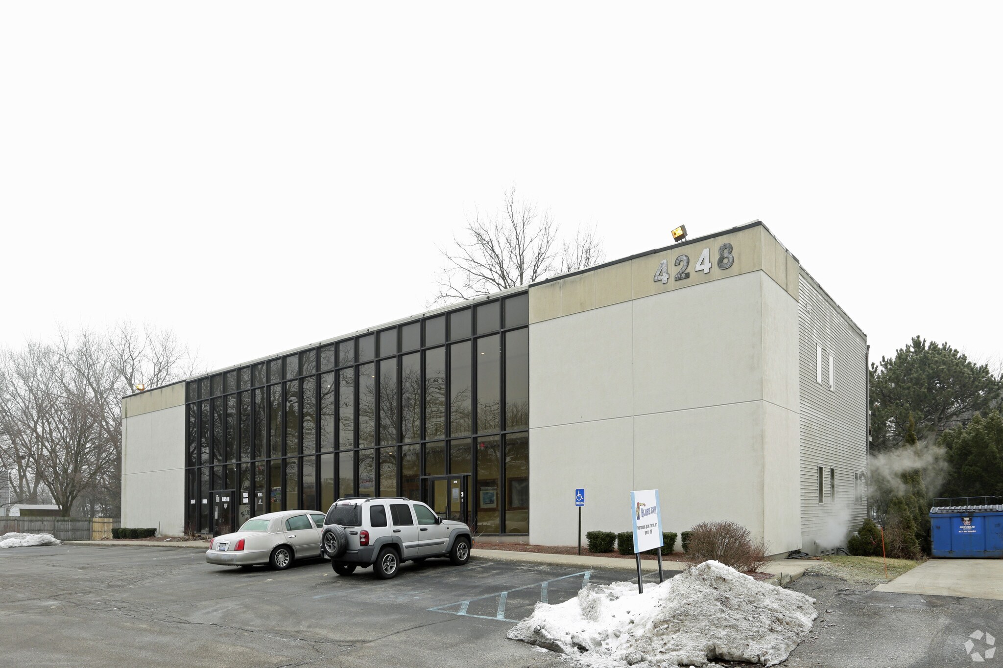 4248 Kalamazoo Ave SE, Grand Rapids, MI for sale Primary Photo- Image 1 of 1