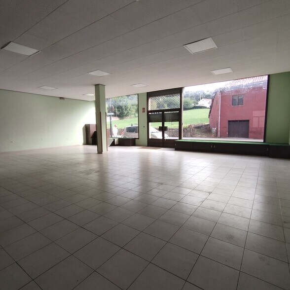 Retail in Llanera, Asturias for sale - Interior Photo - Image 2 of 19