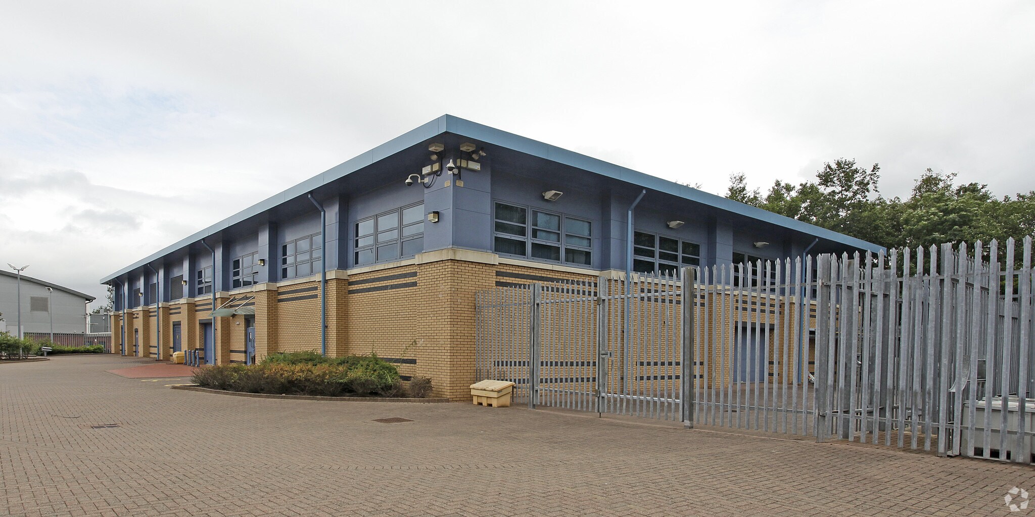 2 Masterton Way, Uddingston for sale Primary Photo- Image 1 of 1