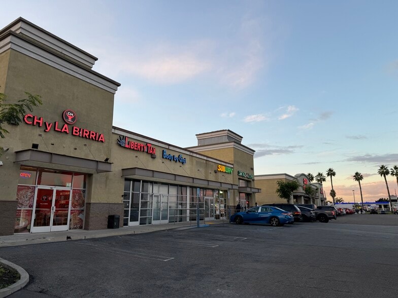 909 S Central Ave, Compton, CA for lease - Building Photo - Image 1 of 18