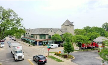 225 E Deerpath, Lake Forest, IL for lease Building Photo- Image 2 of 5