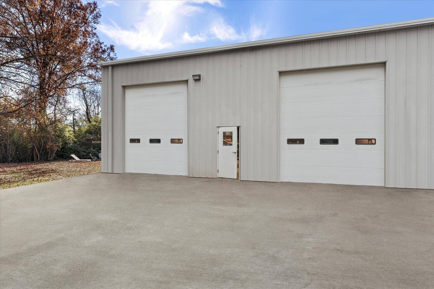 4 Old Depot Rd, Quogue, NY 11959