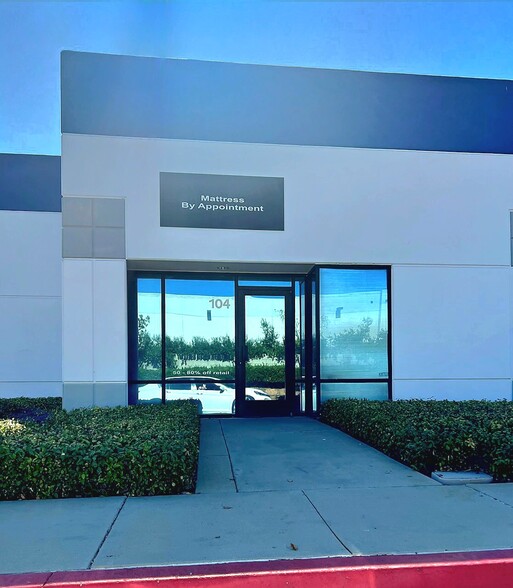 22620 Goldencrest Dr, Moreno Valley, CA for lease - Building Photo - Image 1 of 5