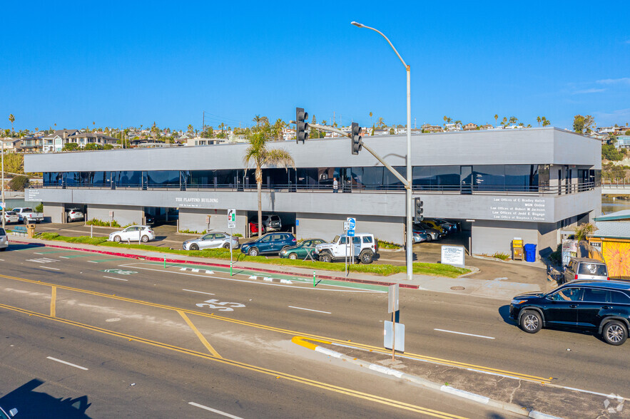 2533 S Highway 101, Cardiff By The Sea, CA for lease - Primary Photo - Image 1 of 9